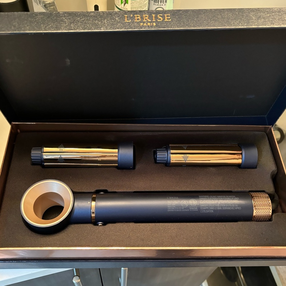 L’brise titanium air styler